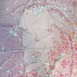 Strappy crop top with tie